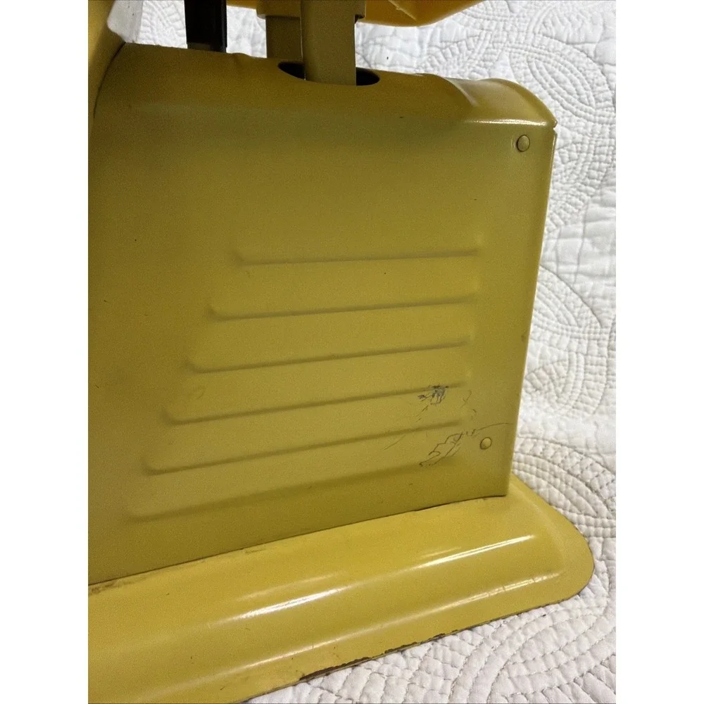 Vtg Sears Yellow Retro Kitchen Scale 1906 Model 25 Pounds By Ounces (works)